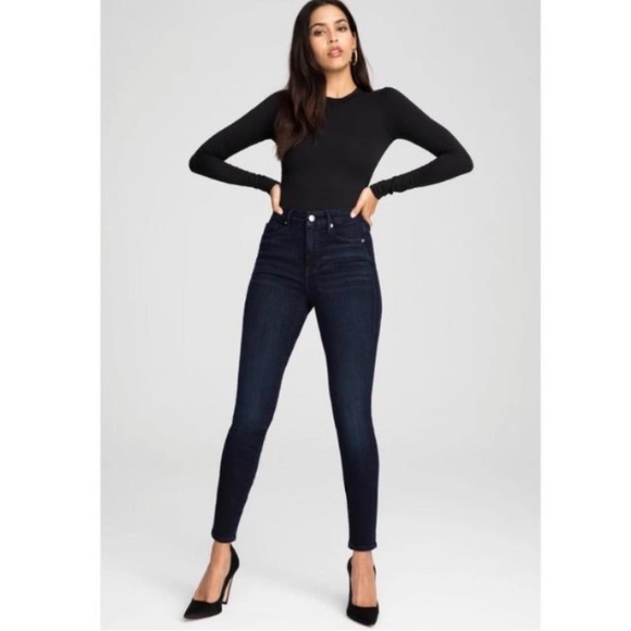 Good American Good Legs Skinny Jeans- Dark Wash - Picture 7 of 9
